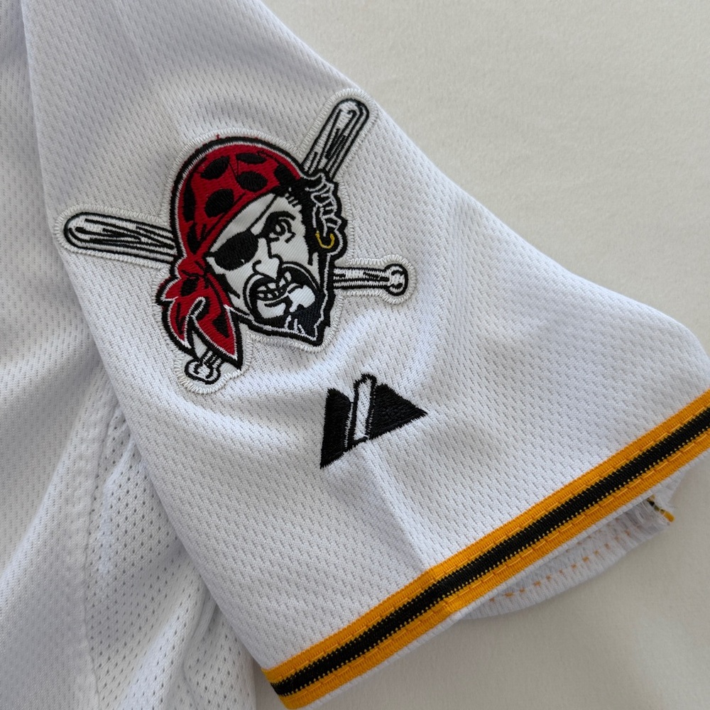 Majestic MLB Roberto Clemente #21 Button down Jersey Youth Large - Picture 4 of 5